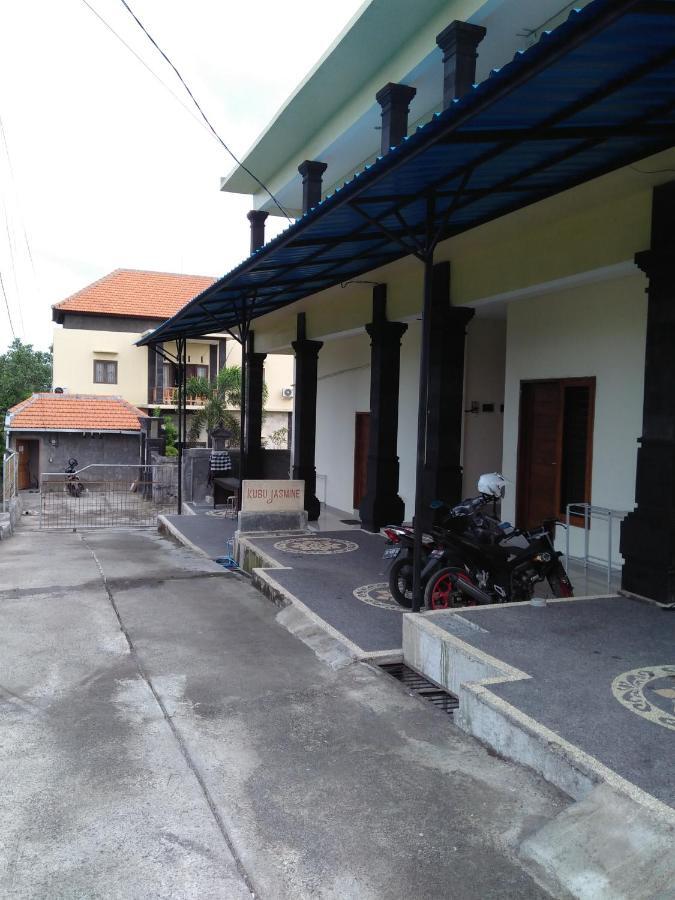 Hotel Kubu Jasmine Bali Canggu Zewnętrze zdjęcie